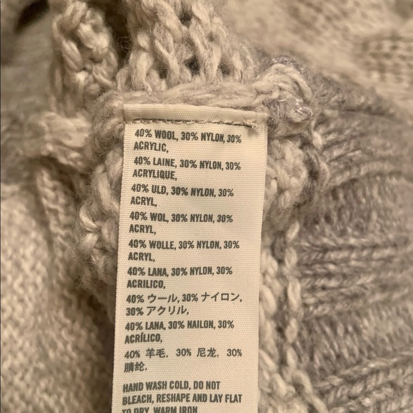 Hollister Gray/Cream Thick Cardigan Size Large - Picture 3 of 5